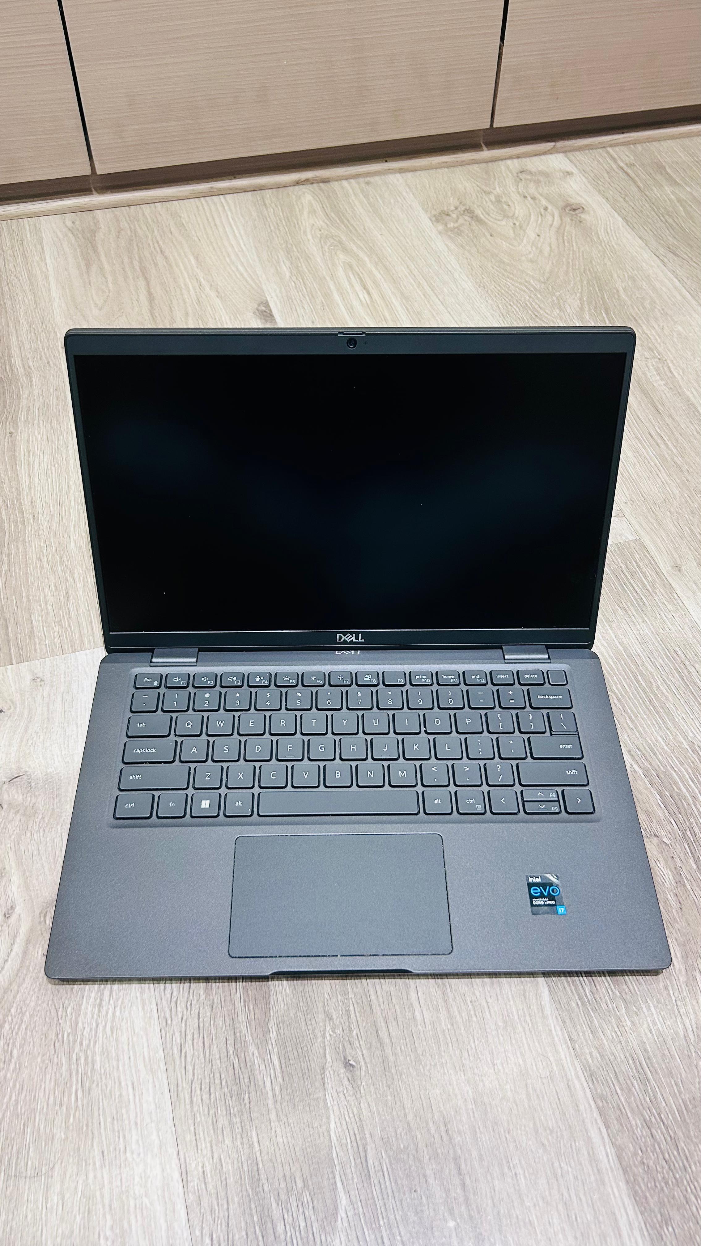 DELL 7320 TOUCH LAPLOP